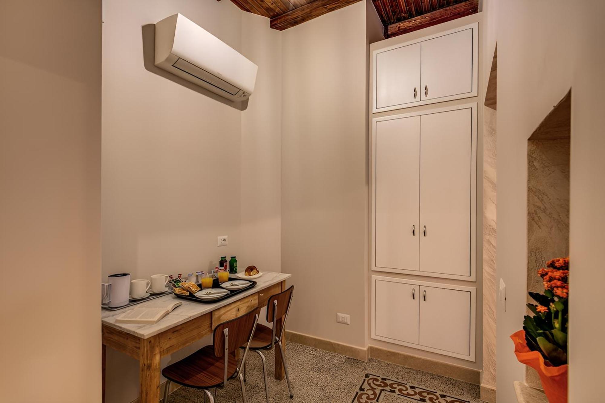 Colosseo Accomodation Room Guest House Roma Eksteriør bilde